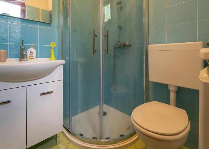 House Kajfes * Brod na Kupi