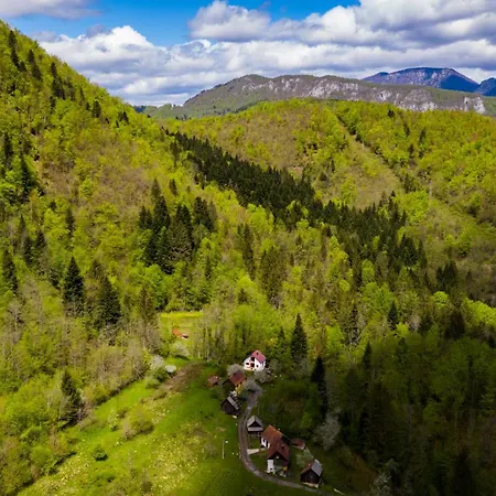 House Kajfes Holiday home Brod na Kupi